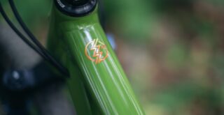 Marin Rift Zone 1 top tube detail.