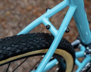 4C1 frame detail, showing generous tire clearance.